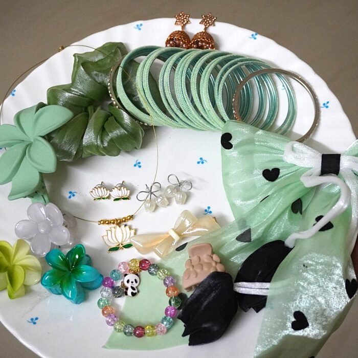 Heartfelt Treasure -Light Green